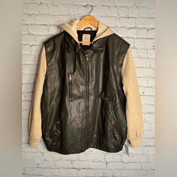 FP Sweet Nothings vegan leather jacket. Small - Picture 3 of 6